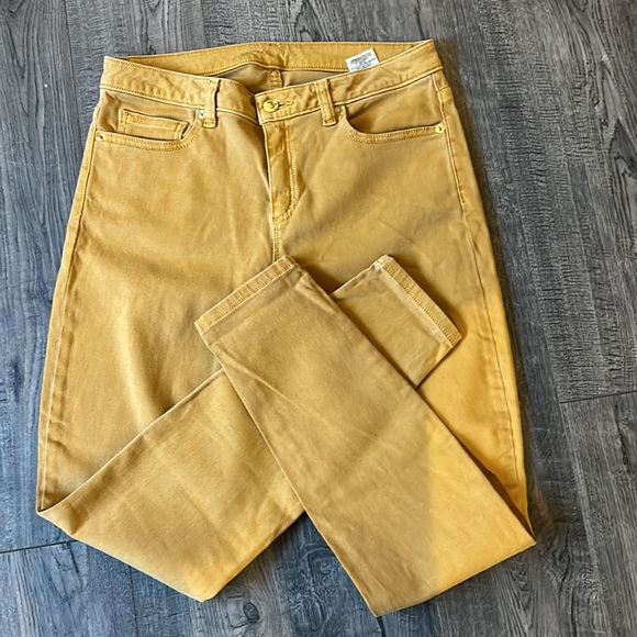 Michael Kors Izzy Skinny Jeans - Picture 7 of 8